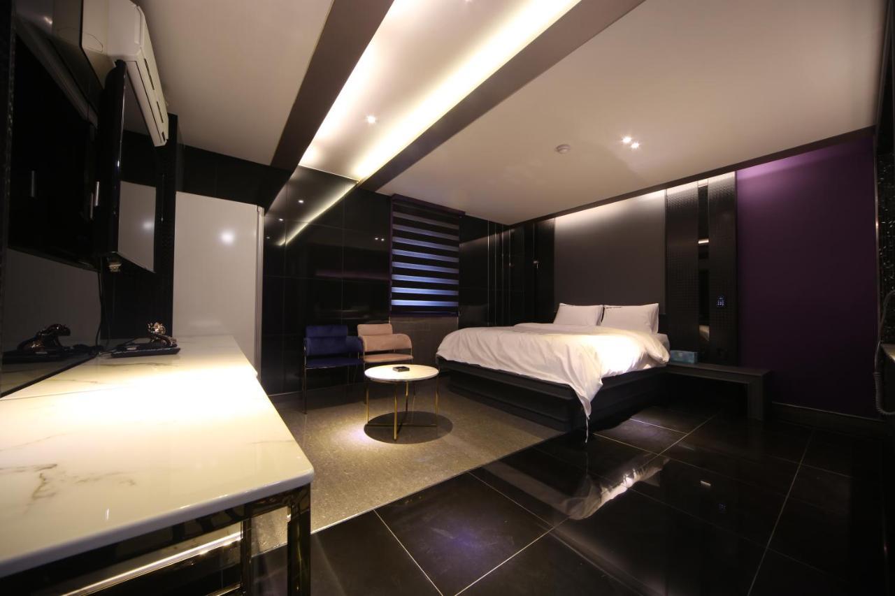 Hotel Yeogiatte Daegu Station Екстериор снимка