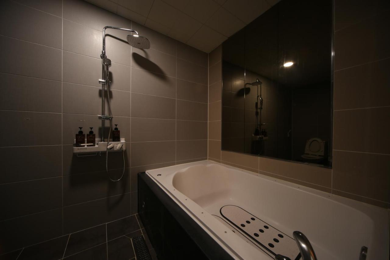 Hotel Yeogiatte Daegu Station Екстериор снимка