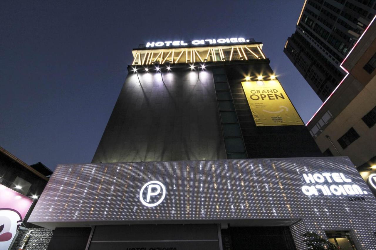 Hotel Yeogiatte Daegu Station Екстериор снимка